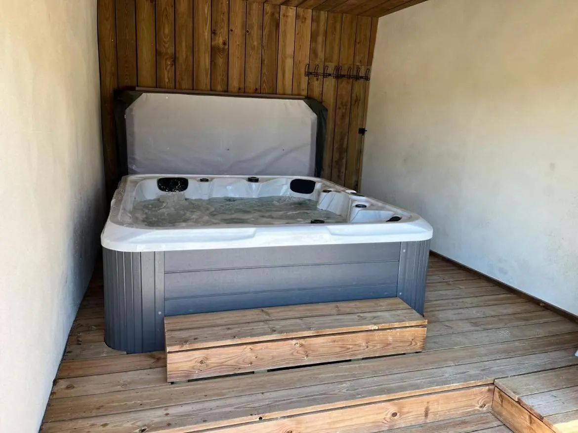 Holiday home Maison Au Bout Du Pre Goulven