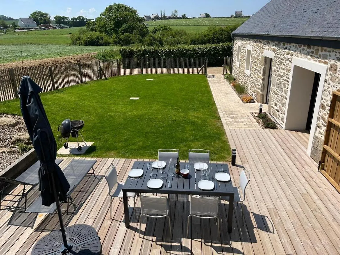 Maison Au Bout Du Pre Goulven Holiday home